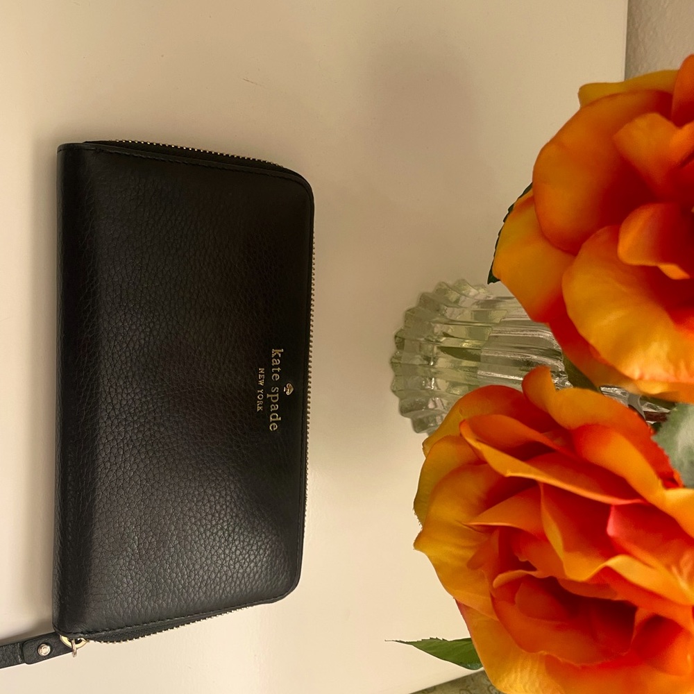 Kate spade large continental wallet